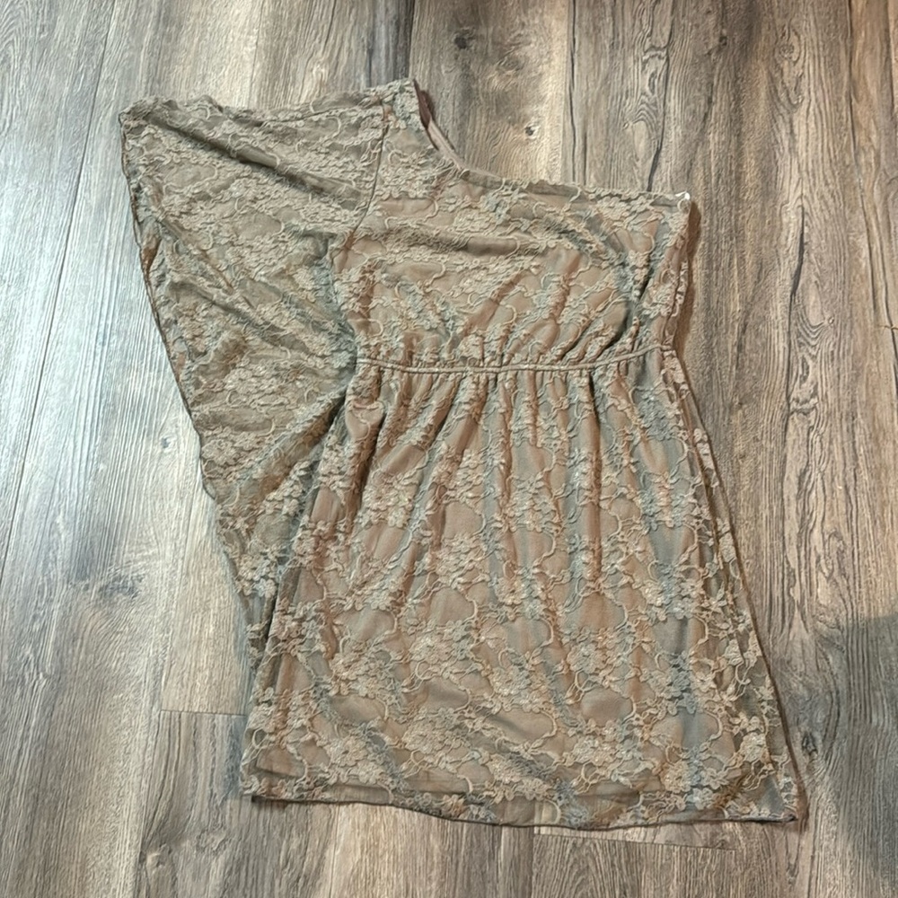 One shoulder dress